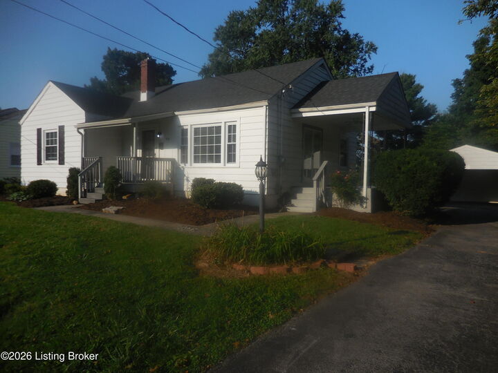 Property Photo: 514 N 5th Ave KY 40031