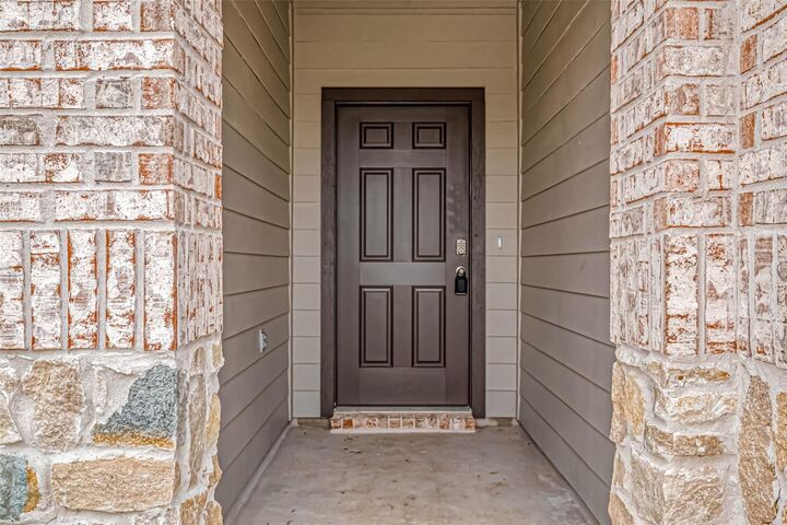 Property Photo:  2943 Sycamore Run Lane  TX 77469 
