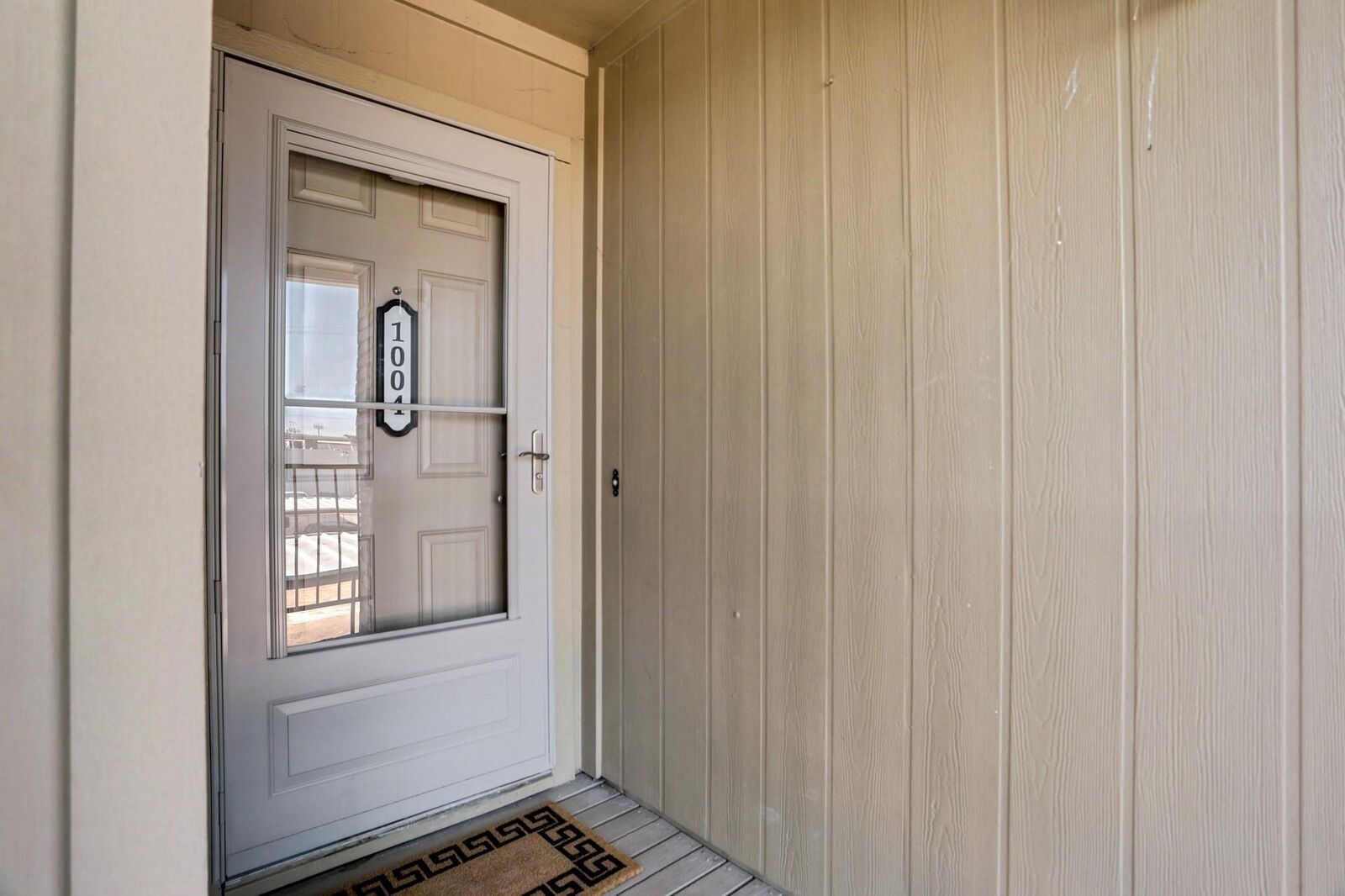 Property Photo:  700 Thicket Lane 1004  TX 77079 