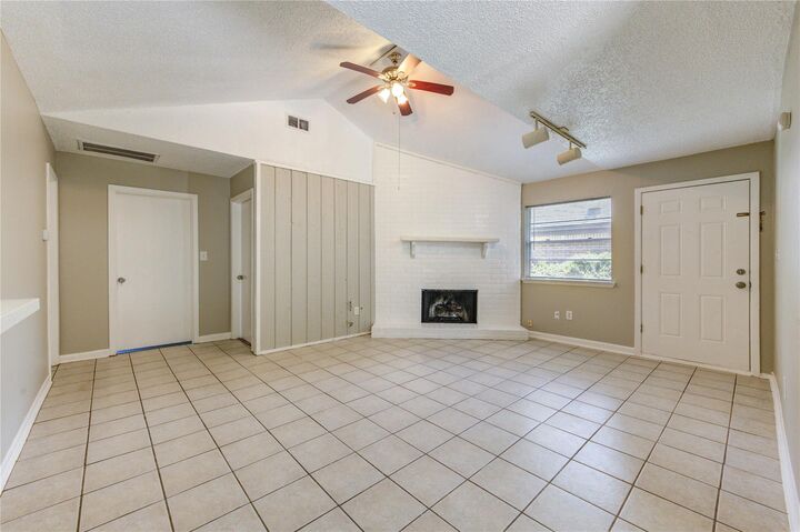 Property Photo:  212 Quaker Drive B3  TX 77546 