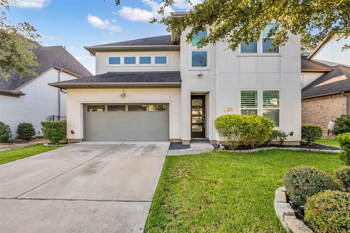 Property Photo: 16 Clearview Terrace Place TX 77375