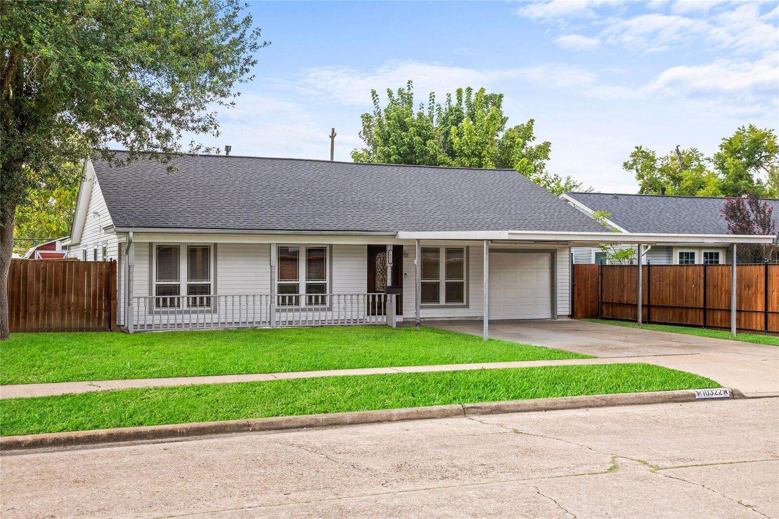Property Photo:  10322 Southport Drive  TX 77089 