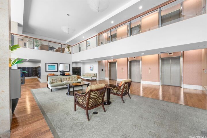 Property Photo:  600 Queen Street 2201  HI 96813 
