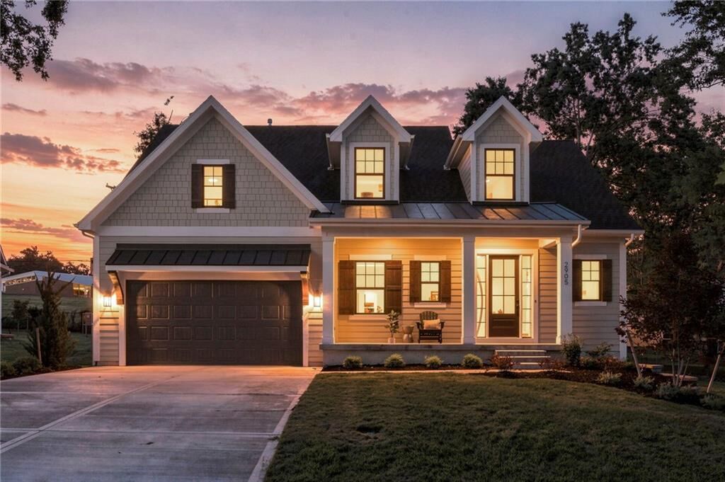 Property Photo: 2905 W 72nd Street KS 66208