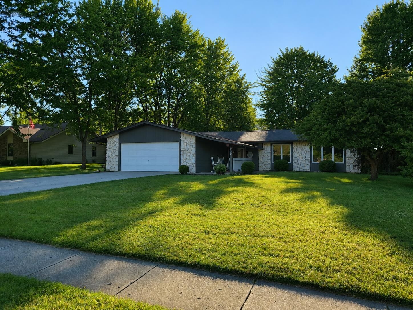 Property Photo:  700 Pine Run  IN 46703 