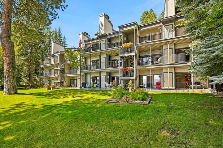 Property Photo:  1552 Warren Wagon Road 3  ID 83638 