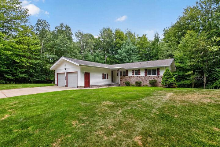 Property Photo: 3846 E Monroe MI 48642
