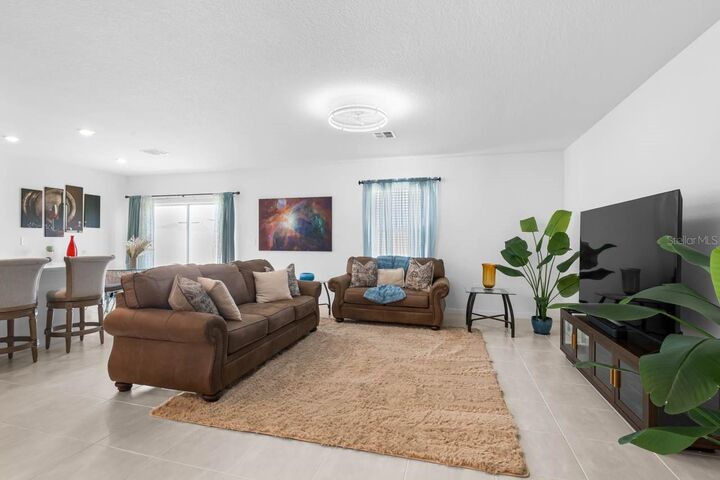Property Photo:  13524 Camelot Ct  FL 34219 