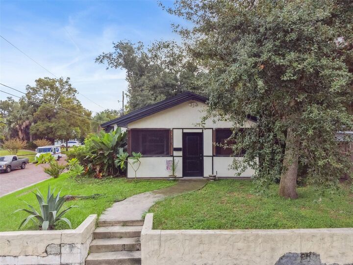 Property Photo: 1417 Belgrade Avenue FL 32803