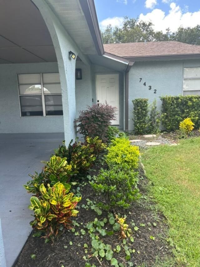 Property Photo: 7432 Golden Glenn Court FL 32807