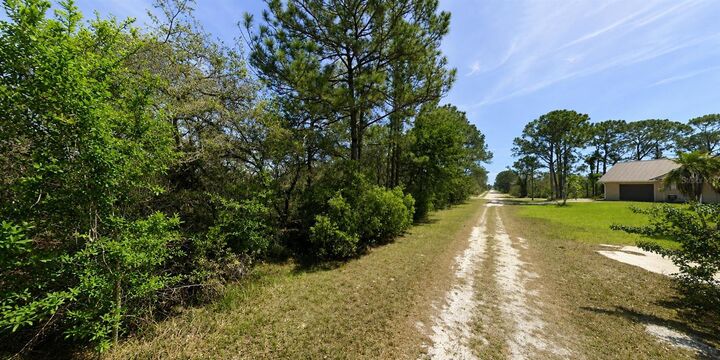 Property Photo:  104 Tobler Terrace NW  FL 33852 