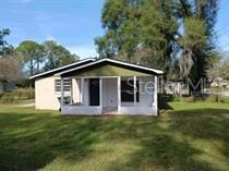 Property Photo:  1049 Terry Avenue S  FL 33815 