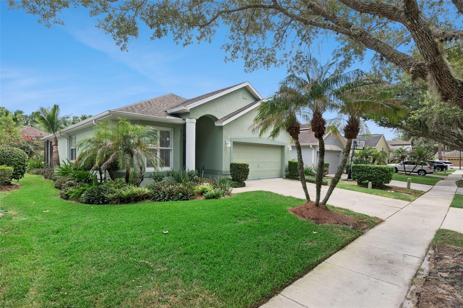 Property Photo:  107 Peregrine Court  FL 32708 