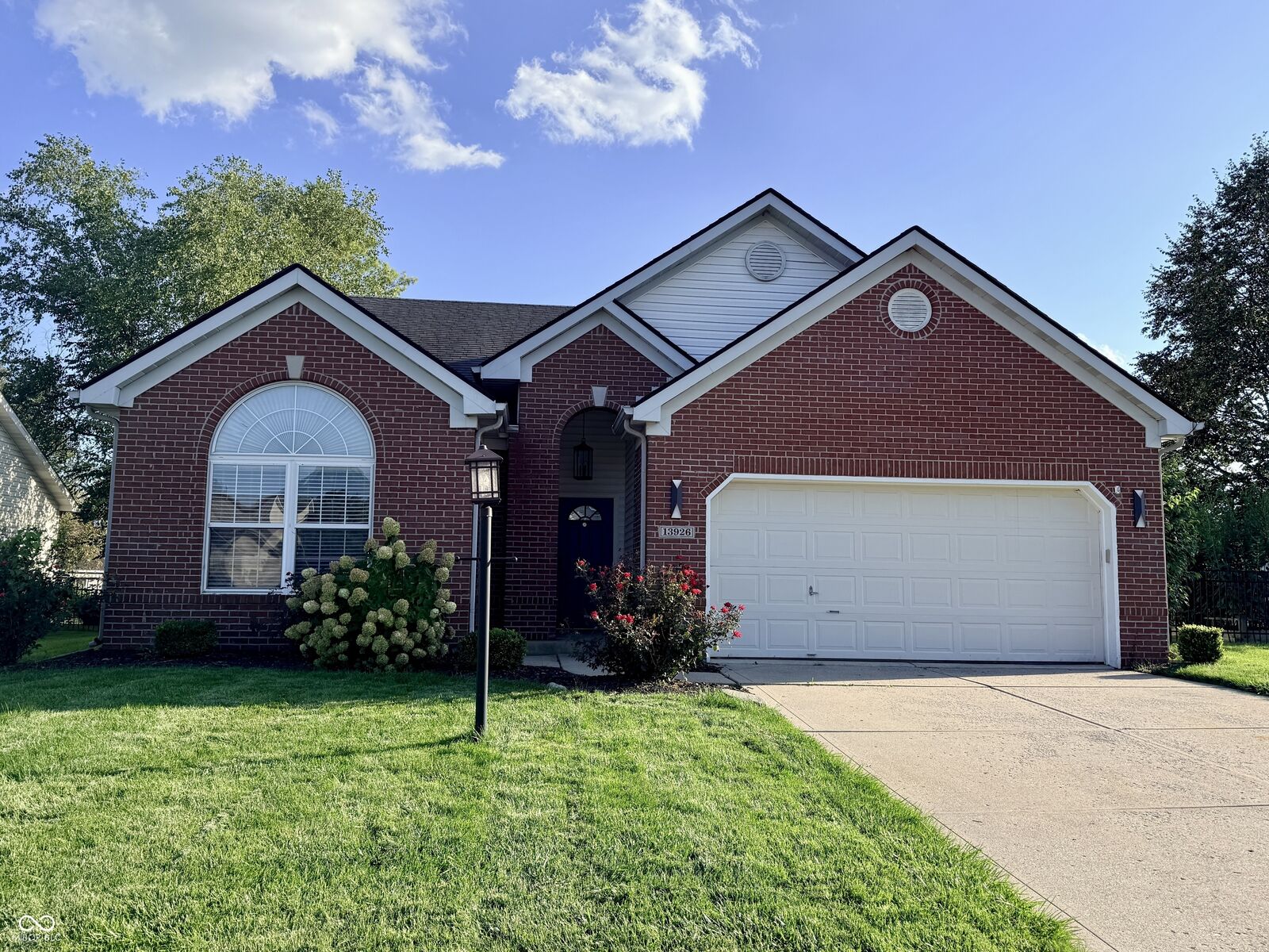 Property Photo:  13926 Forum Meadows Drive  IN 46033 