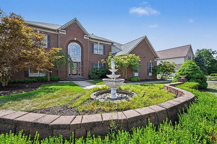 Property Photo: 3037 Walnut Ridge Drive MI 48103-2194