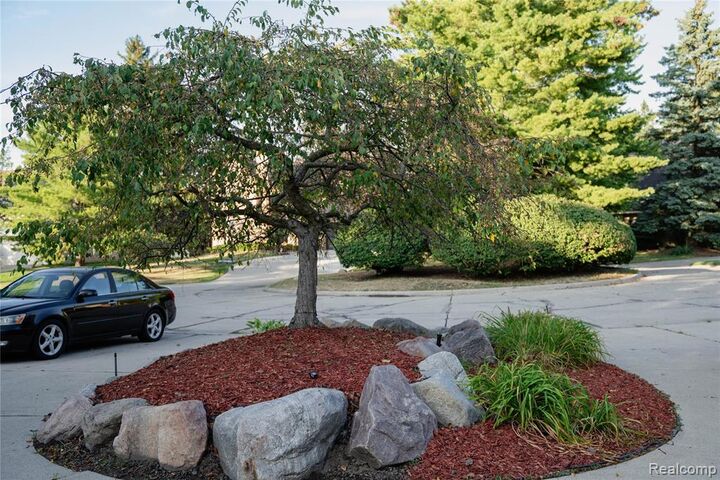 Property Photo:  31033 Evergreen Court  MI 48331 1179 