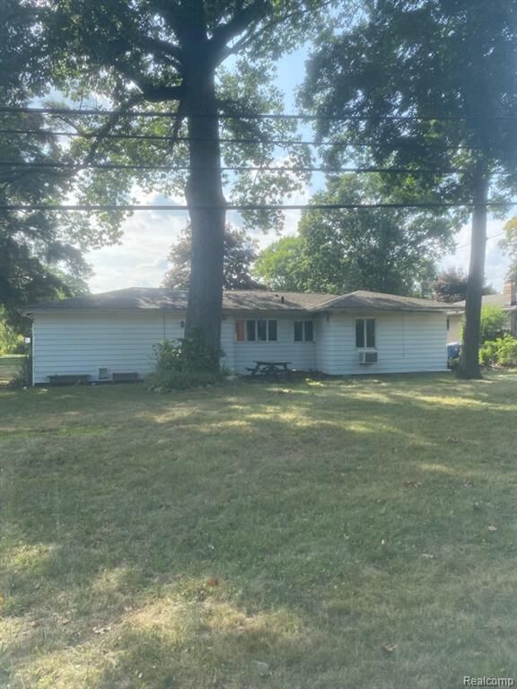 Property Photo:  1226 Alhi Street  MI 48328 1504 