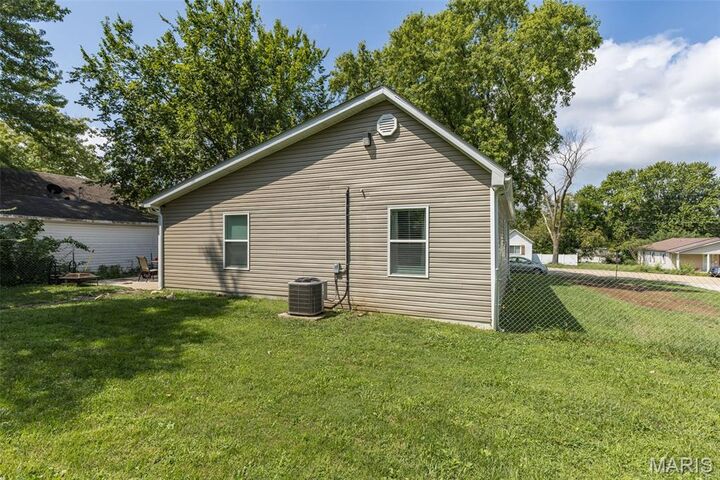 Property Photo:  603 4th Street  MO 63601 
