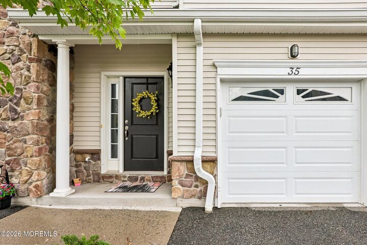 Property Photo: 35 Red Oak Court NJ 07420