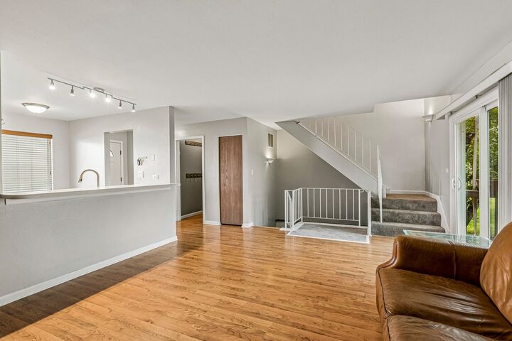 Property Photo: 224 Raintree Court IL 60504