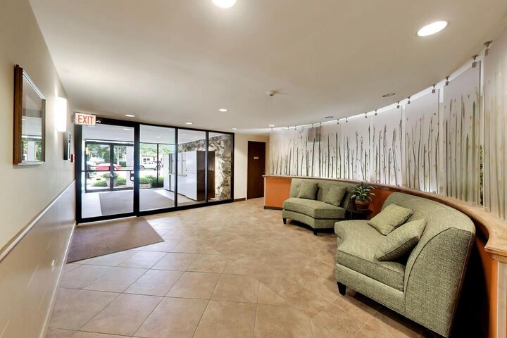 Property Photo: 2001 Sherman Avenue 204 IL 60201