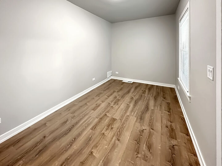 Property Photo:  652 S Main Street  IL 60540 