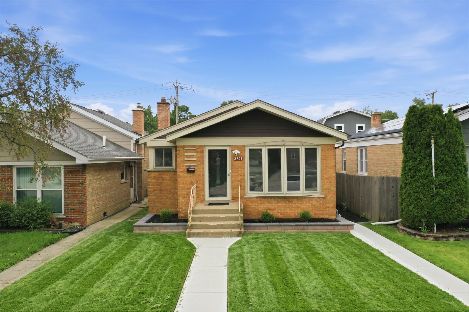 Property Photo:  2905 W 102nd Place  IL 60655 