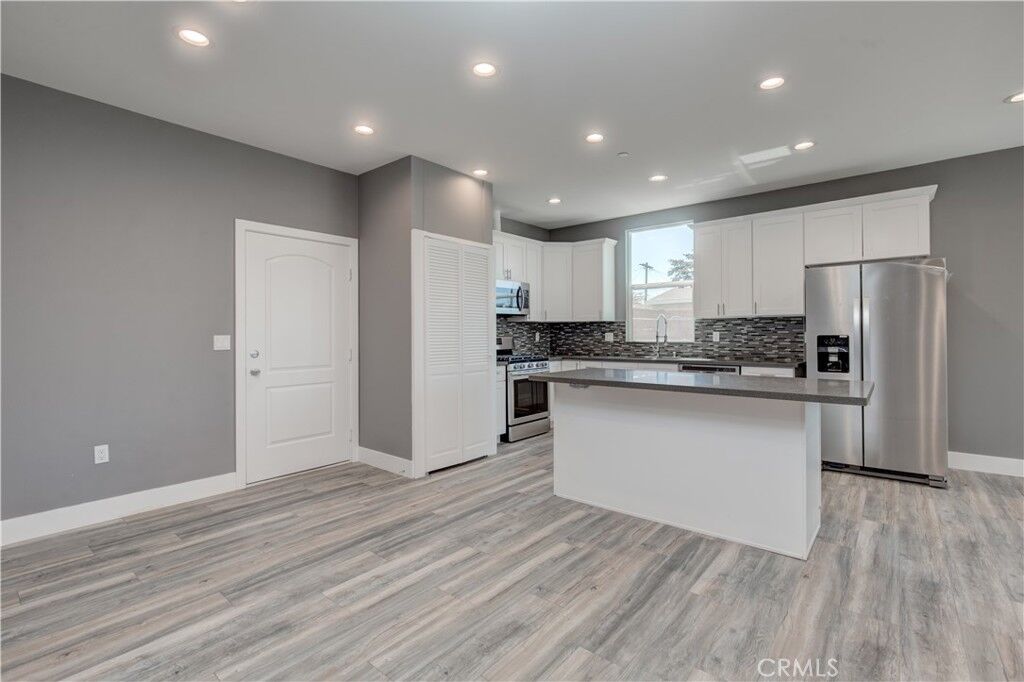 Property Photo: 3626 S Cimarron Street CA 90018