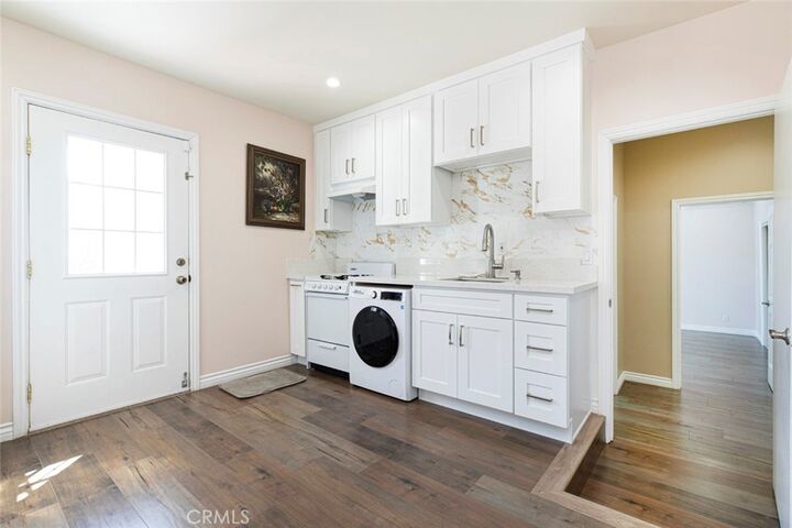 Property Photo:  10455 Glory Avenue  CA 91042 