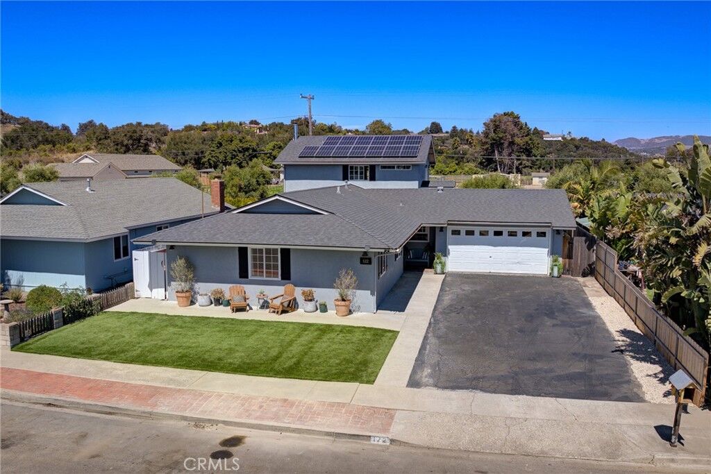 Property Photo:  122 Pearwood  CA 93420 