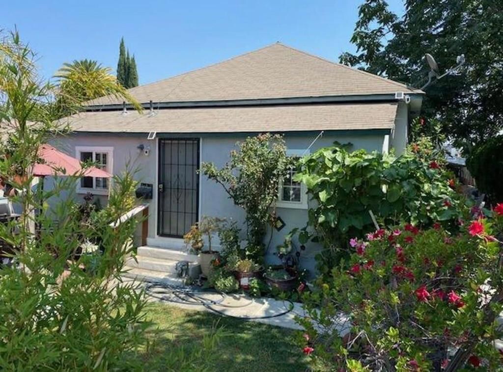 Property Photo: 10 Topeka Avenue CA 95128