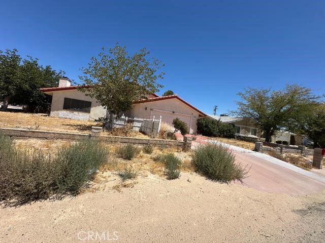 Property Photo: 10331 N Loop Boulevard CA 93505