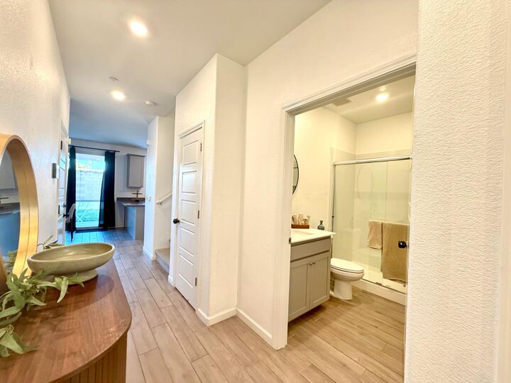 Property Photo: 7293 Dorstone Way CA 95829