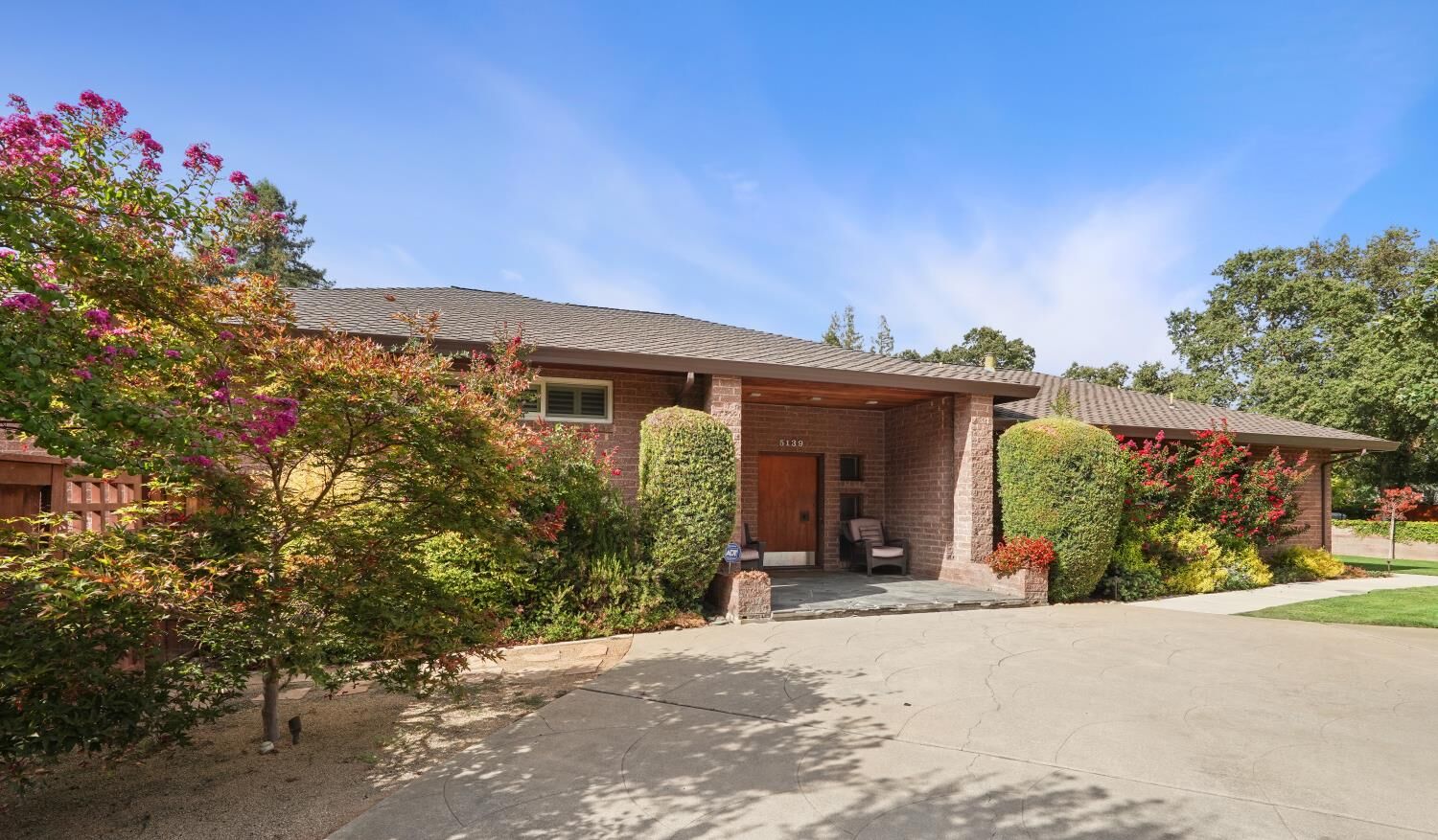 Property Photo: 5139 Hildreth Lane CA 95212