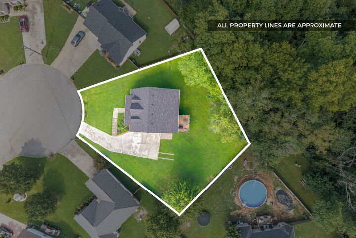 Property Photo: 3174 Crosswind Ct TN 37043