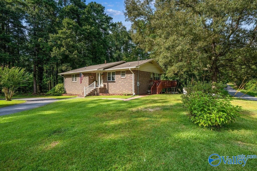 Property Photo:  3878 Lake Hill Drive  AL 35907 