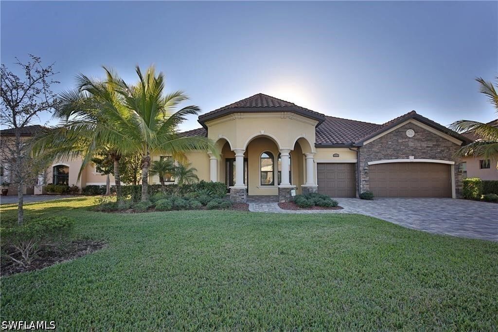 Property Photo: 9461 Italia Way FL 34113