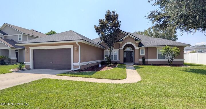 Property Photo:  3120 Double Oaks Drive  FL 32226 