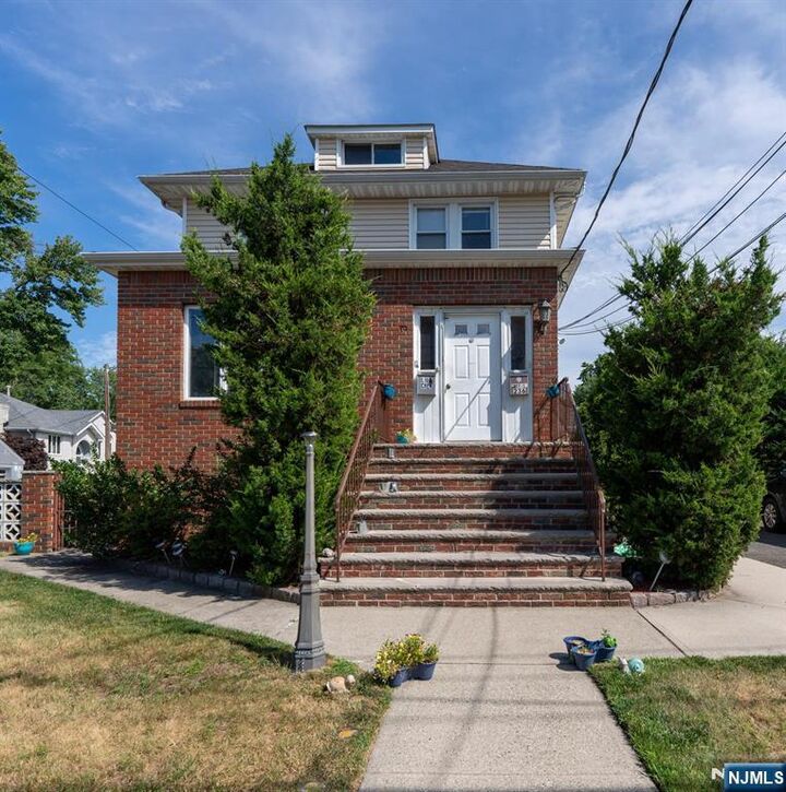 Property Photo:  236 Franklin Street 1  NJ 07643 
