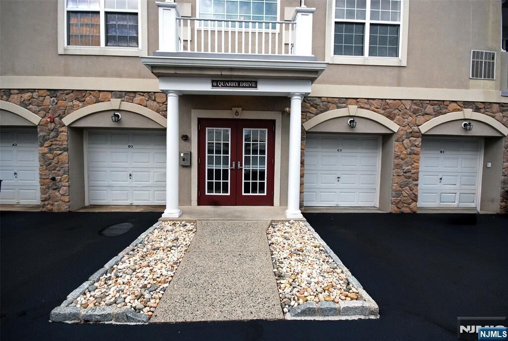Property Photo:  6 Quarry Drive A2  NJ 07424 