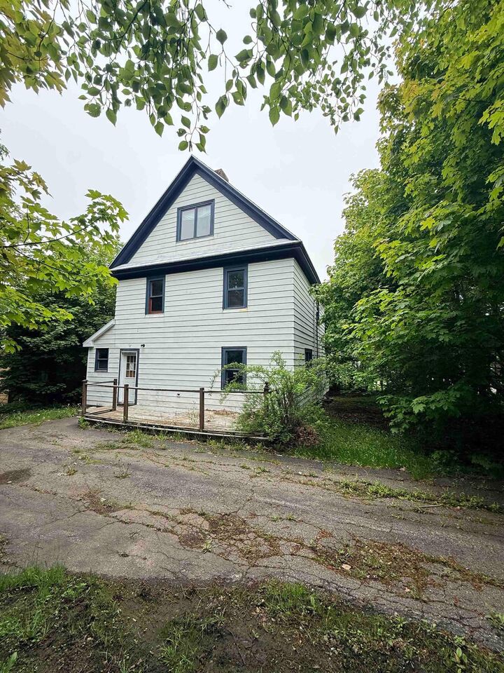 25 Queen Street — photo 1