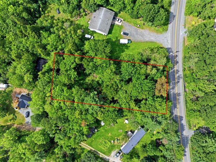 Property Photo:  2282 Beaver Bank Road  NS B4G 1E4 