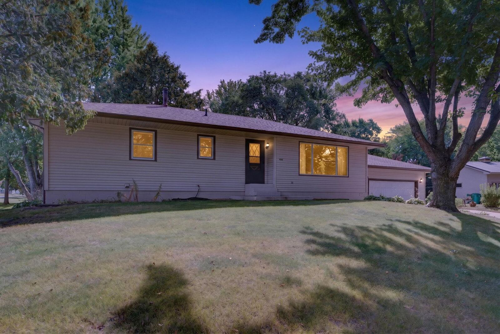 Property Photo: 408 Sunrise Drive MN 55355