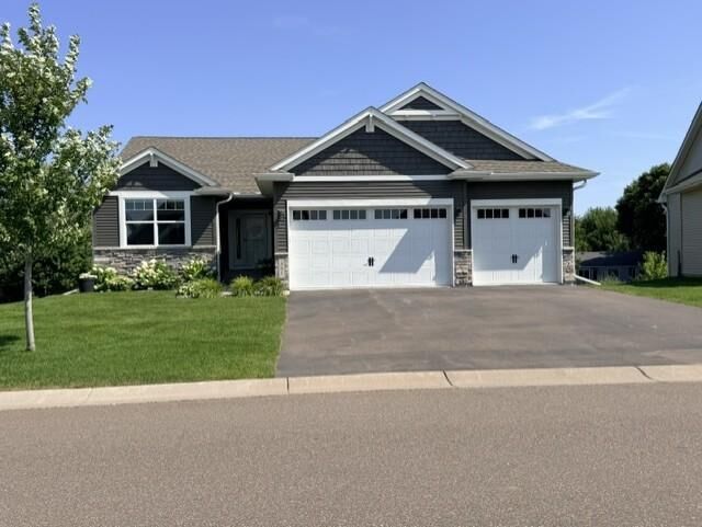 Property Photo:  481 Paradise Drive SE  MN 55376 