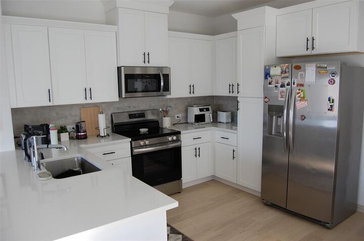 Property Photo:  5242 Legacy Street  TX 76117 