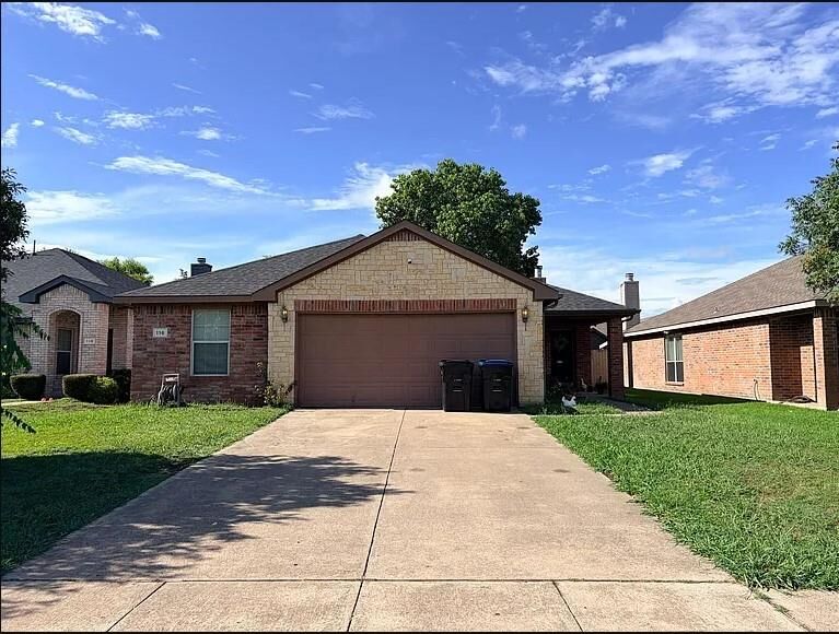 Property Photo: 116 Lipan Street TX 75402
