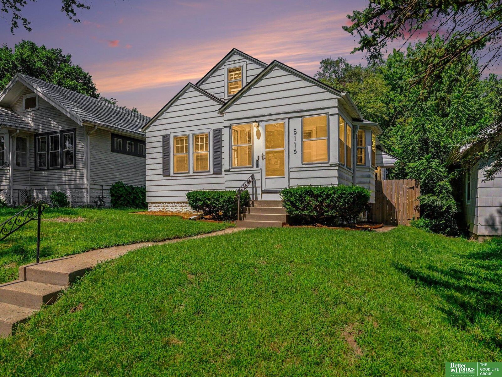 Property Photo: 5116 Pinkney Street NE 68104