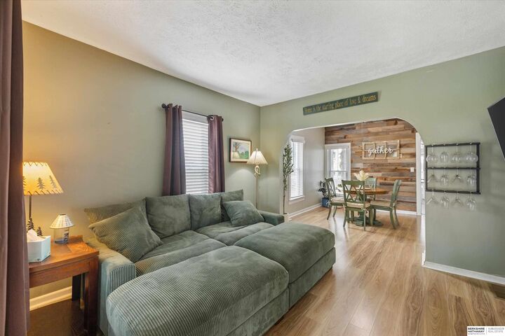 Property Photo: 1401 Nebraska Street NE 68008