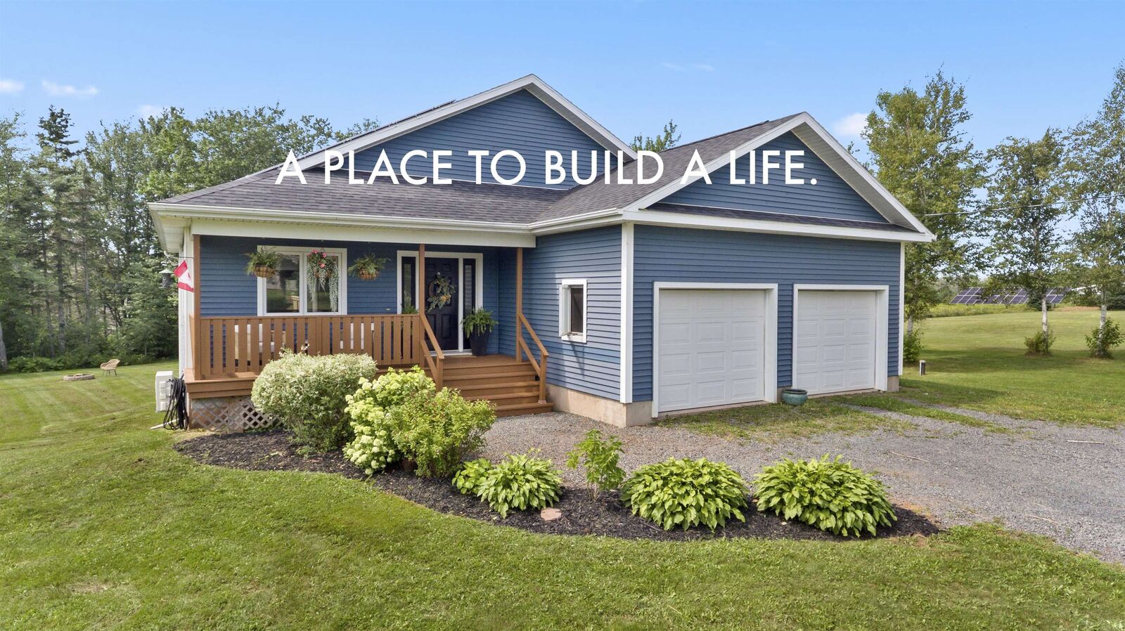 Property Photo:  305 Robertson Road  PE C1B 3T2 