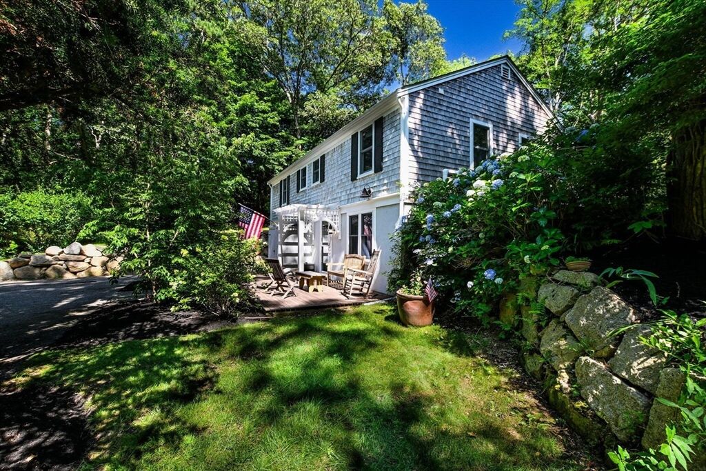 Property Photo: 72 Benjamin Nyes MA 02540